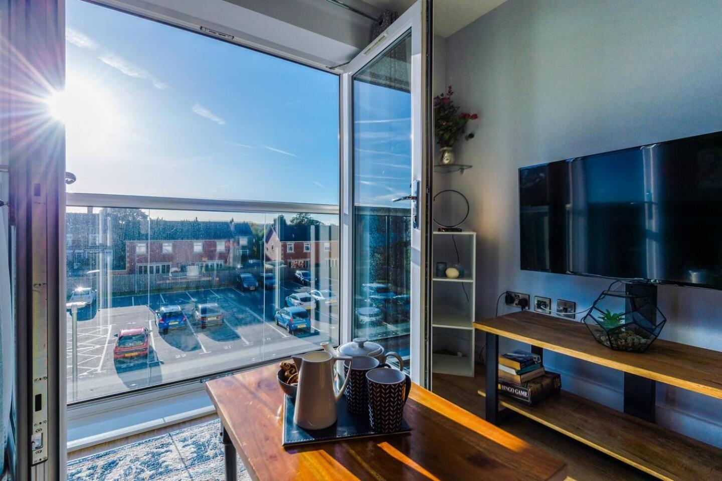 Stunning 2Bedroom 2Bathroom Apt With Parking Space Sheffield Exterior foto
